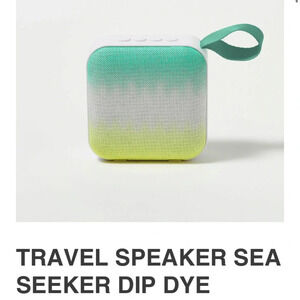 SUNNYLIFE portable mini speaker new in box